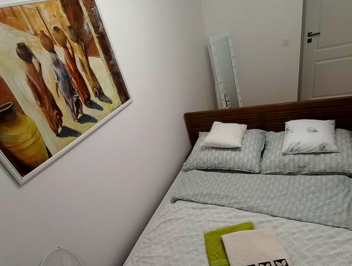 Nice Apartament With Small Tub Warschau Exterior foto