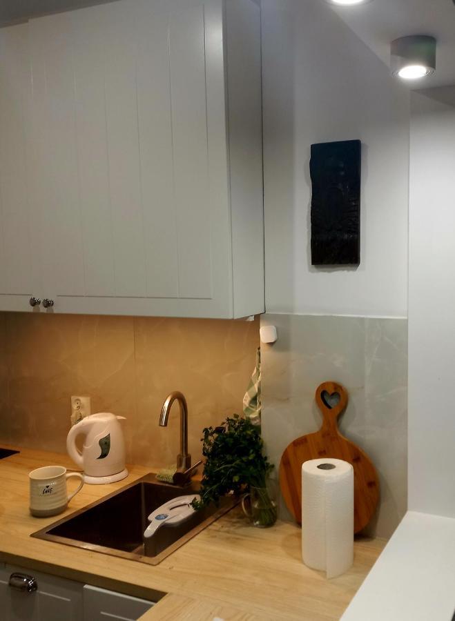 Nice Apartament With Small Tub Warschau Exterior foto